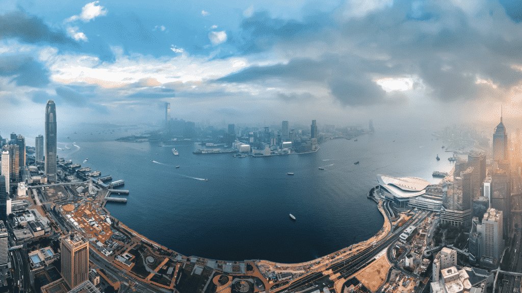 Cityscape, HK by Lok Yiu Cheung